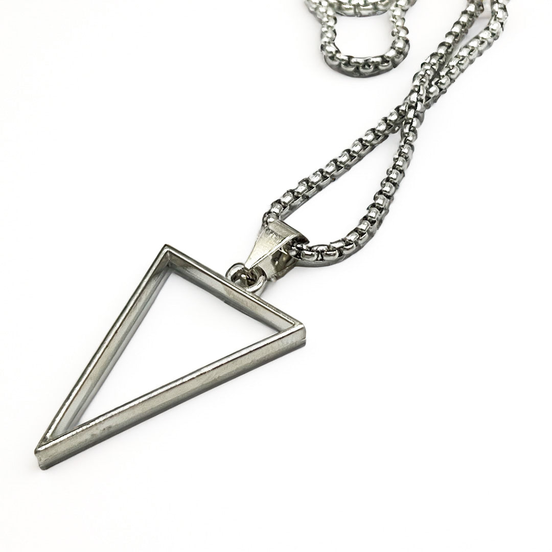 Triangle Collar